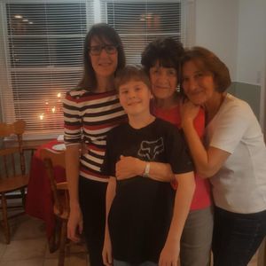 Meet your Posher, Lori-leigh